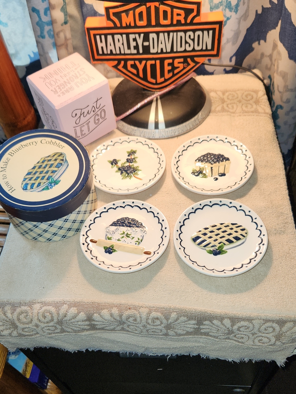Van Muor Mini Plate Set